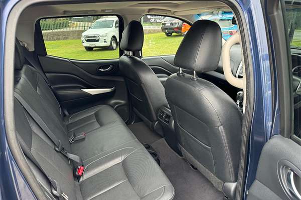 2015 Nissan Navara ST-X D23 4X4
