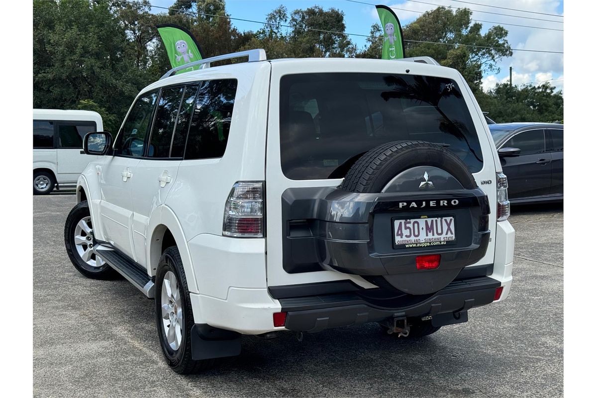 2009 Mitsubishi Pajero GLS NT