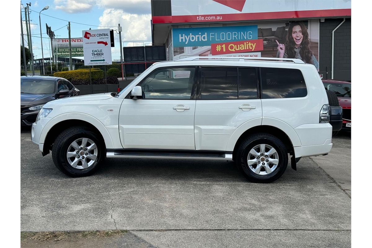2009 Mitsubishi Pajero GLS NT