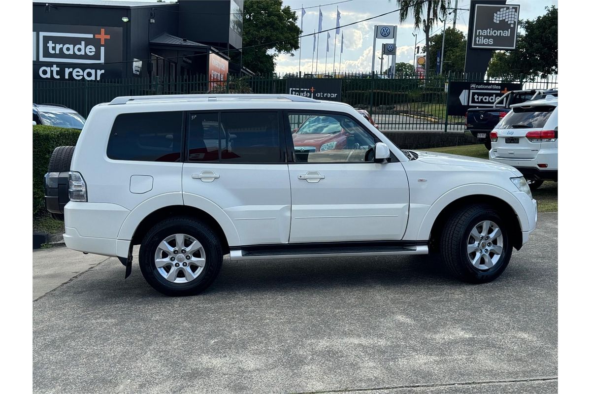 2009 Mitsubishi Pajero GLS NT