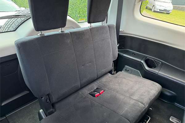 2009 Mitsubishi Pajero GLS NT