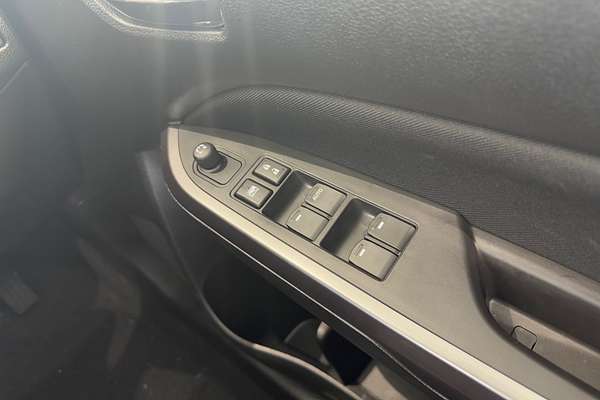 2025 Suzuki Vitara LY Series II