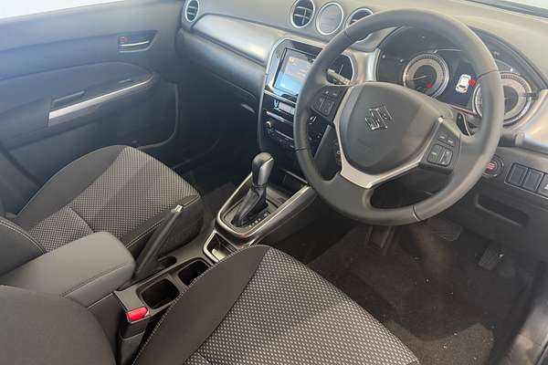 2025 Suzuki Vitara LY Series II