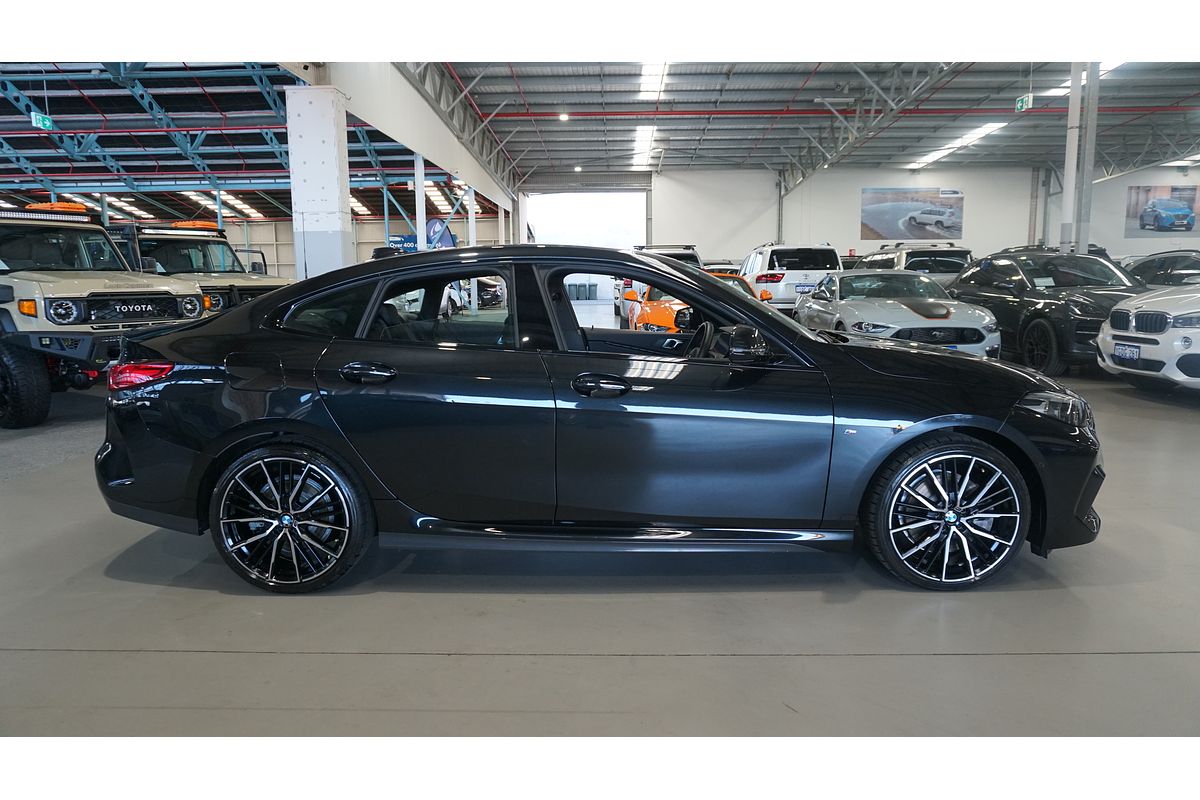 2023 BMW 2 Series 220i M Sport G42