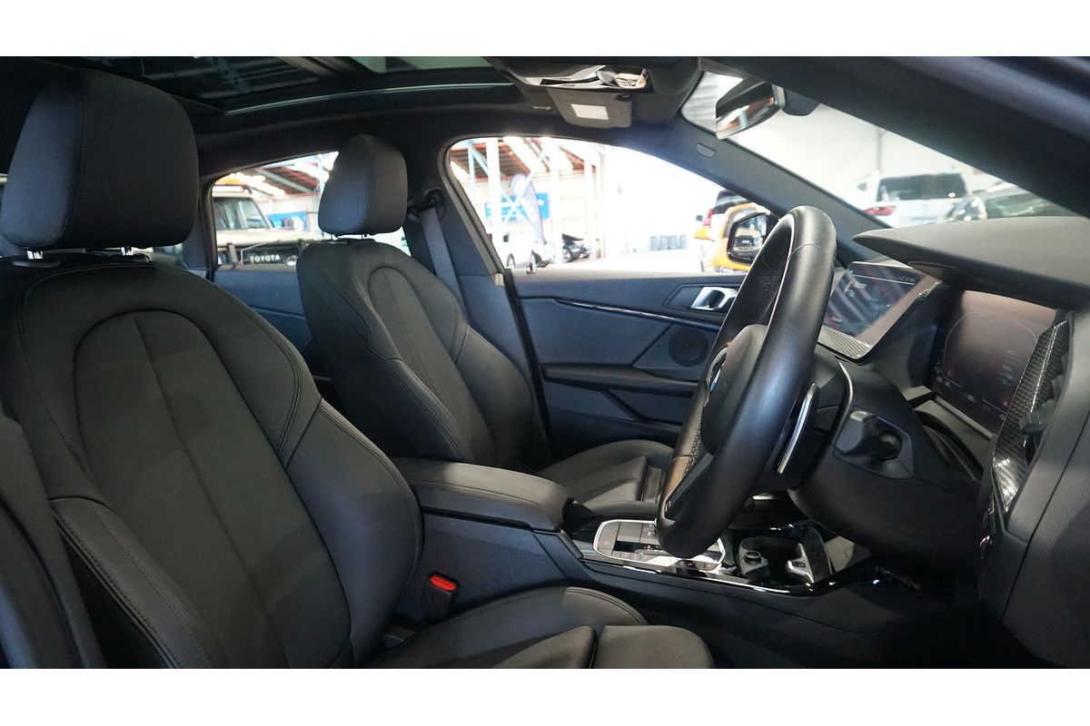 2023 BMW 2 Series 220i M Sport G42