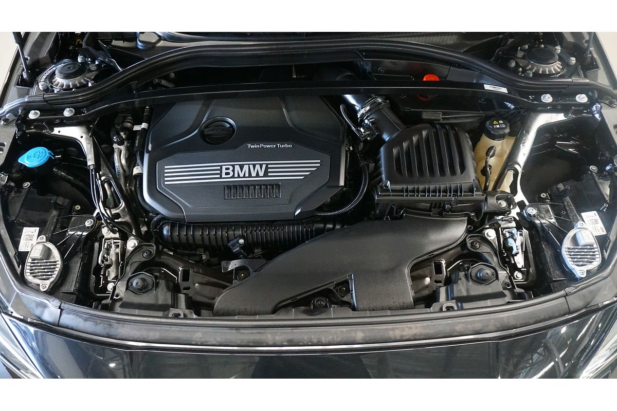 2023 BMW 2 Series 220i M Sport G42