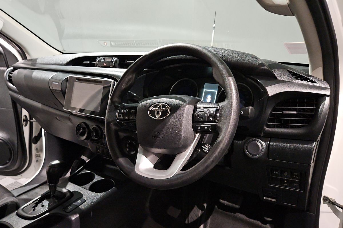 2020 Toyota Hilux SR GUN126R 4X4