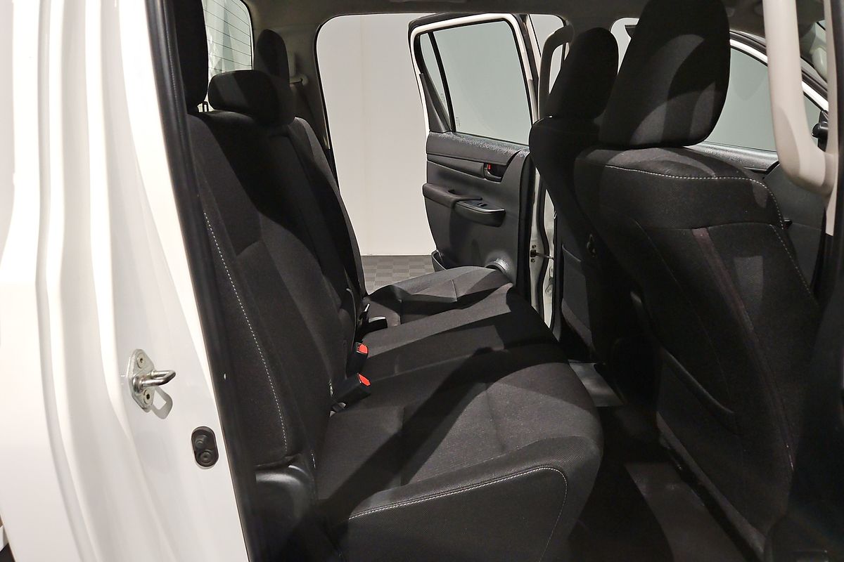 2020 Toyota Hilux SR GUN126R 4X4