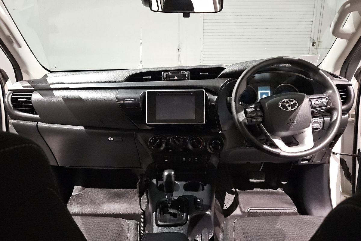 2020 Toyota Hilux SR GUN126R 4X4