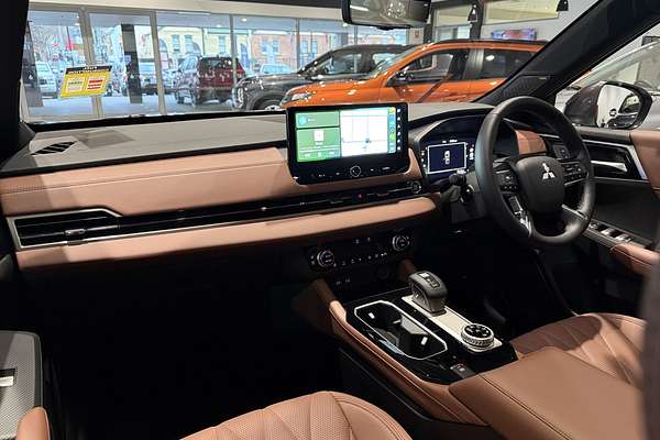 2025 Mitsubishi Outlander