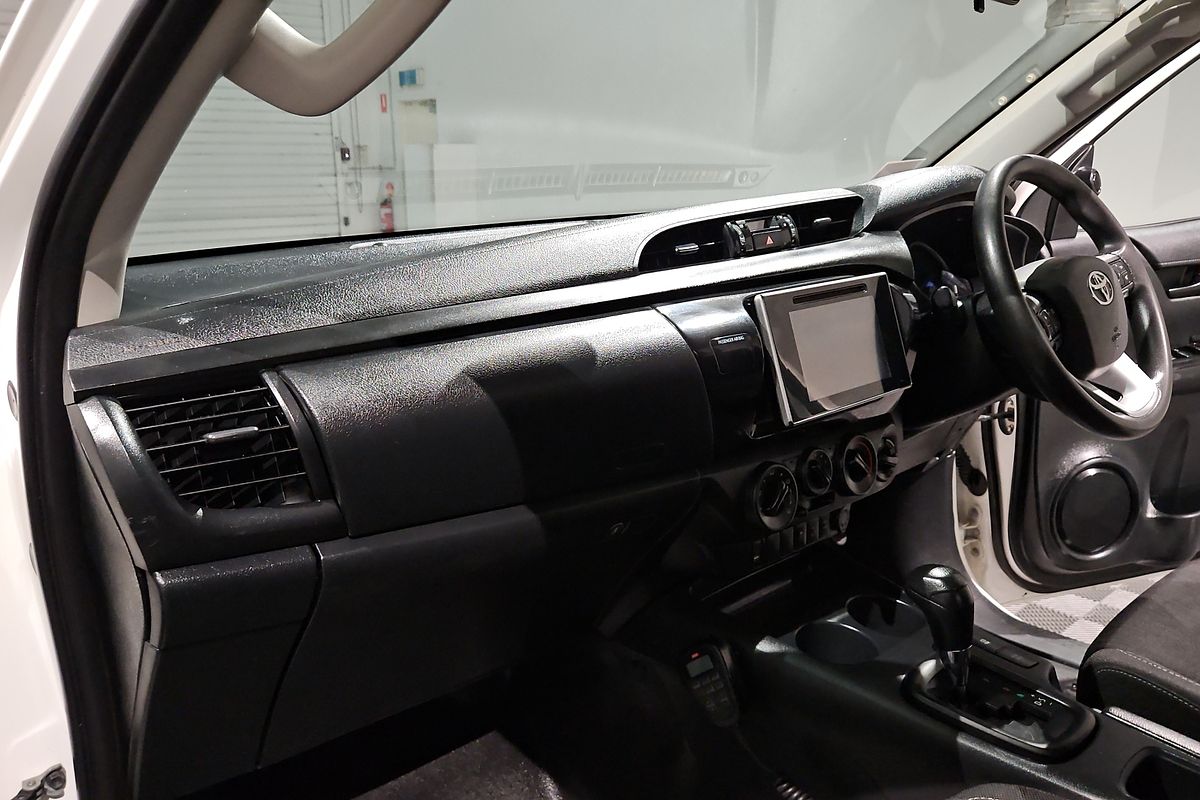 2020 Toyota Hilux SR GUN126R 4X4