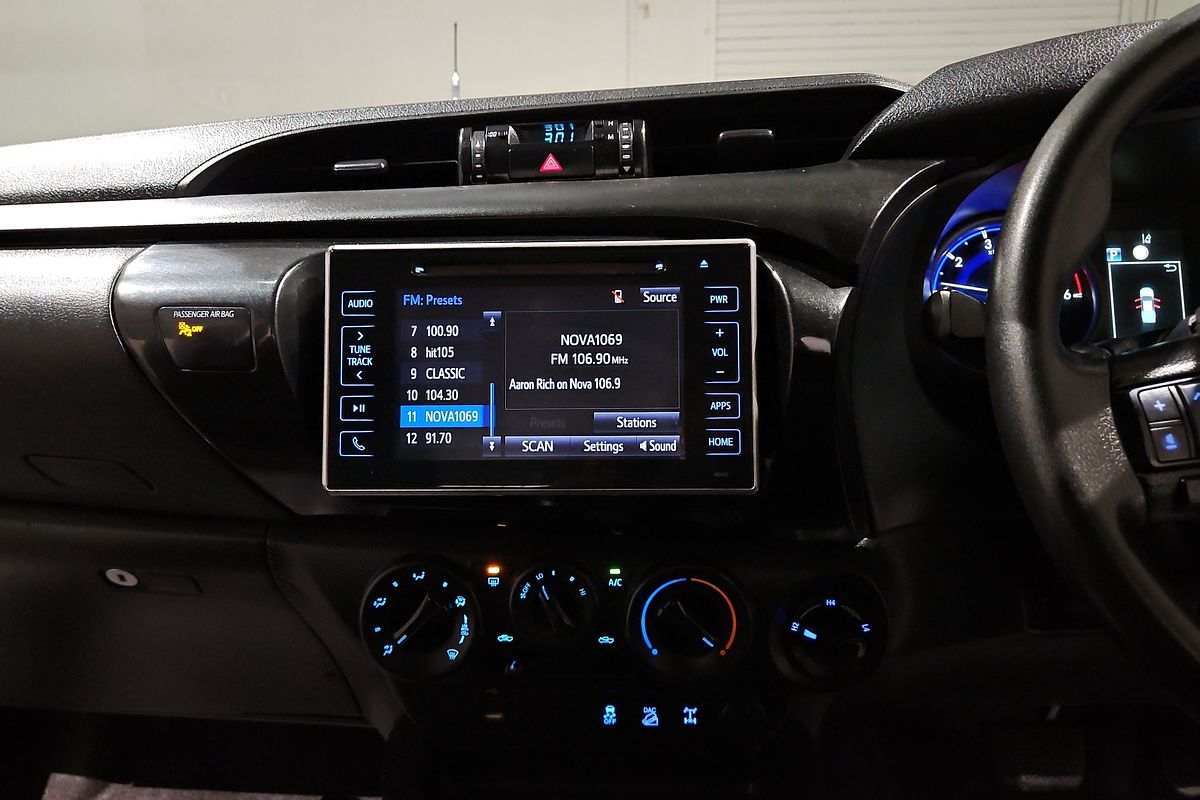2020 Toyota Hilux SR GUN126R 4X4