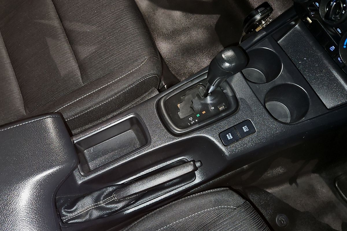 2020 Toyota Hilux SR GUN126R 4X4