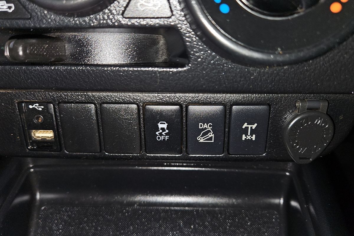 2020 Toyota Hilux SR GUN126R 4X4