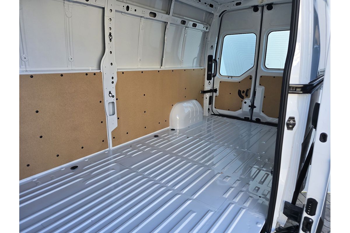 2024 Renault Master Pro 110kW X62 Phase 2 LWB