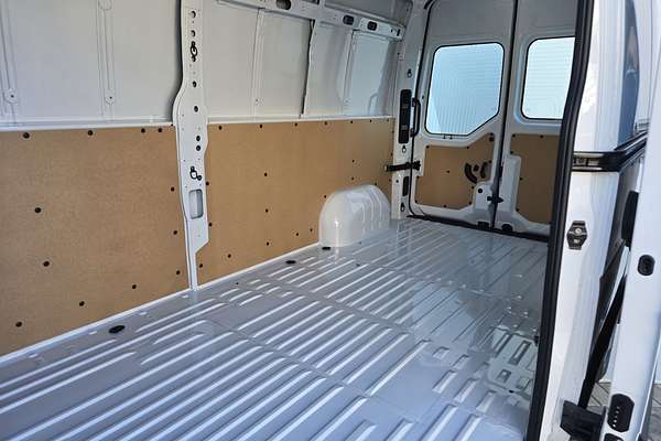 2024 Renault Master Pro 110kW X62 Phase 2 LWB