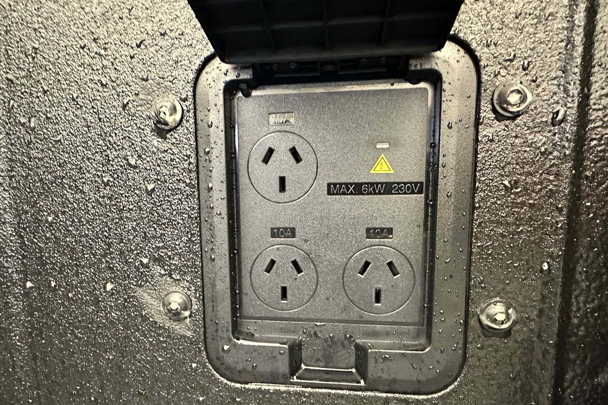 2025 BYD SHARK 6 Premium All Wheel Drive