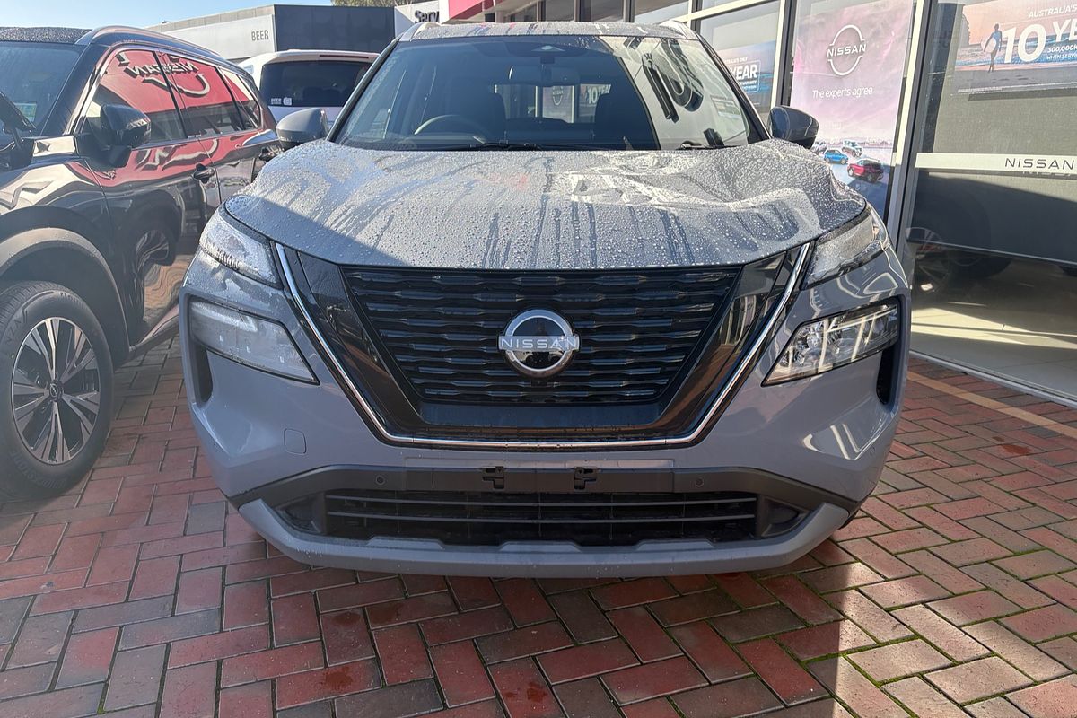 2025 Nissan X-TRAIL ST-L e-POWER T33