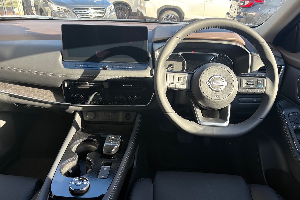 2025 Nissan X-TRAIL ST-L e-POWER T33