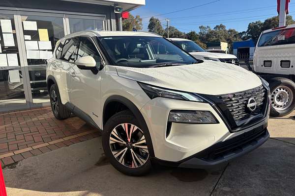 2025 Nissan X-TRAIL ST-L e-POWER T33