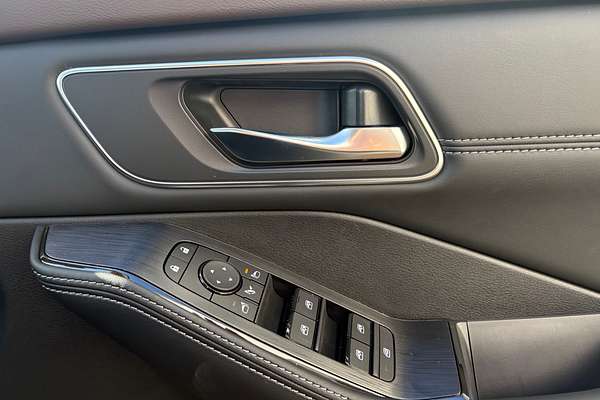 2025 Nissan X-TRAIL ST-L e-POWER T33