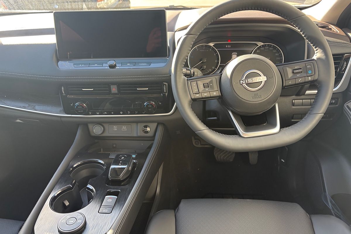 2025 Nissan X-TRAIL ST-L e-POWER T33