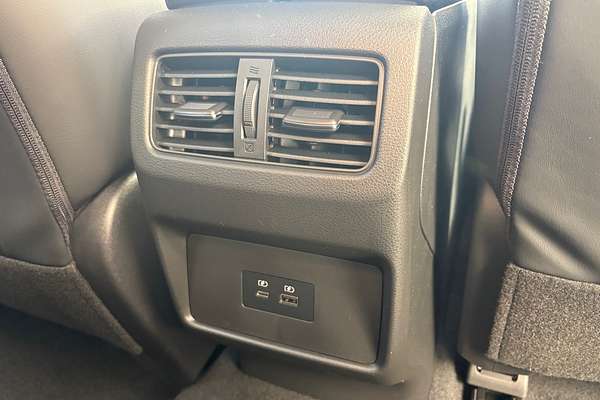 2025 Nissan X-TRAIL ST-L e-POWER T33