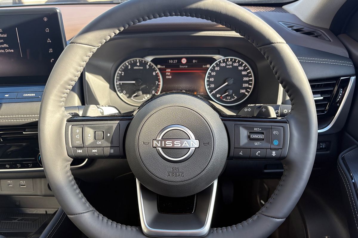2025 Nissan X-TRAIL ST-L T33