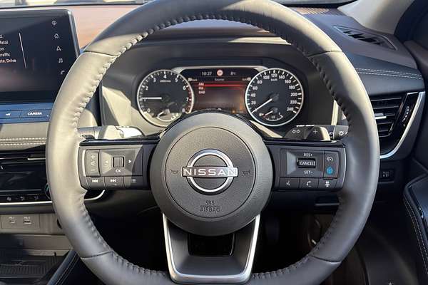 2025 Nissan X-TRAIL ST-L T33