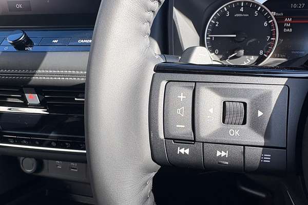 2025 Nissan X-TRAIL ST-L T33