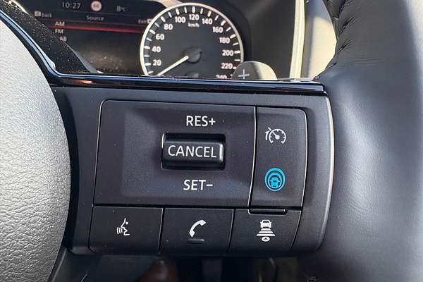 2025 Nissan X-TRAIL ST-L T33
