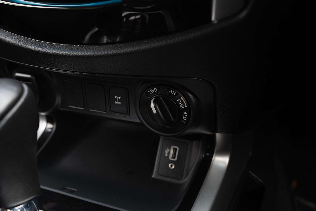 2019 Nissan Navara ST D23 Series 4 4X4