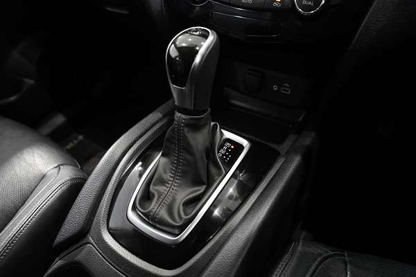2021 Nissan X-TRAIL ST-L T32