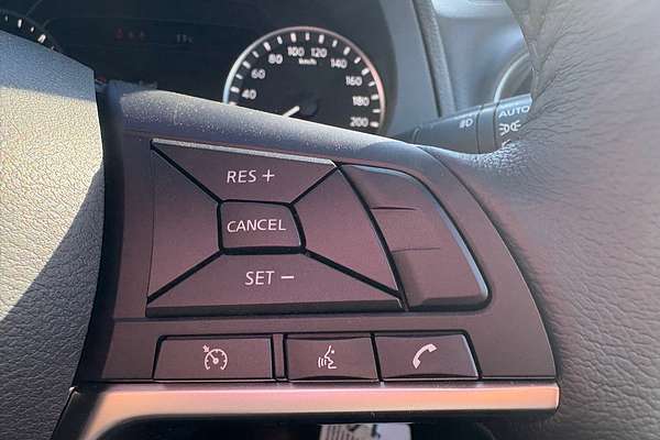 2024 Nissan Navara ST D23 4X4