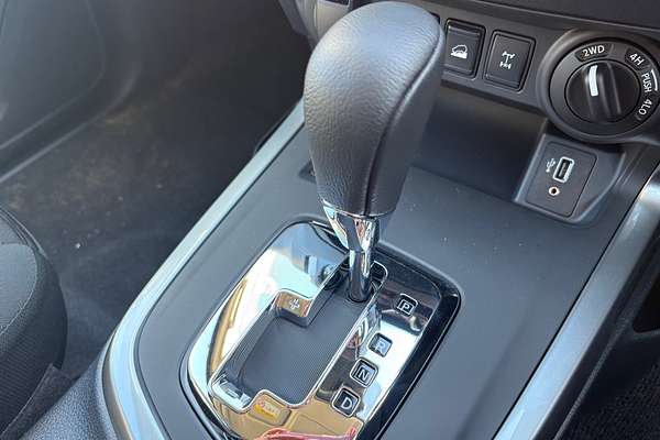 2024 Nissan Navara ST D23 4X4