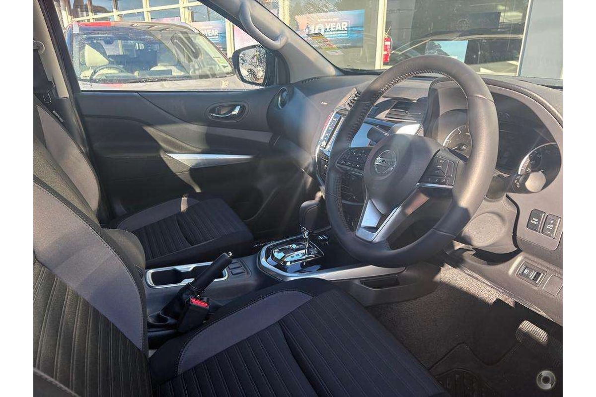 2025 Nissan Navara ST-X D23 4X4
