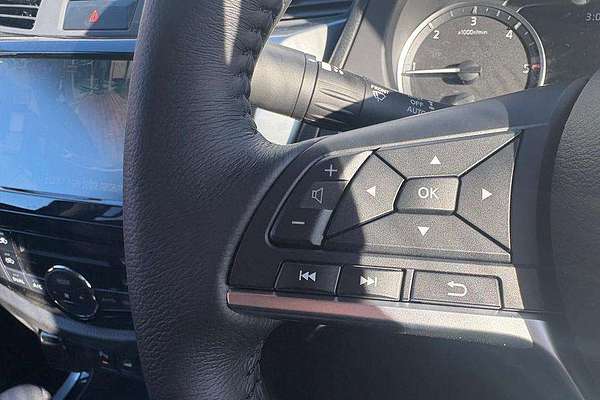 2025 Nissan Navara ST-X D23 4X4