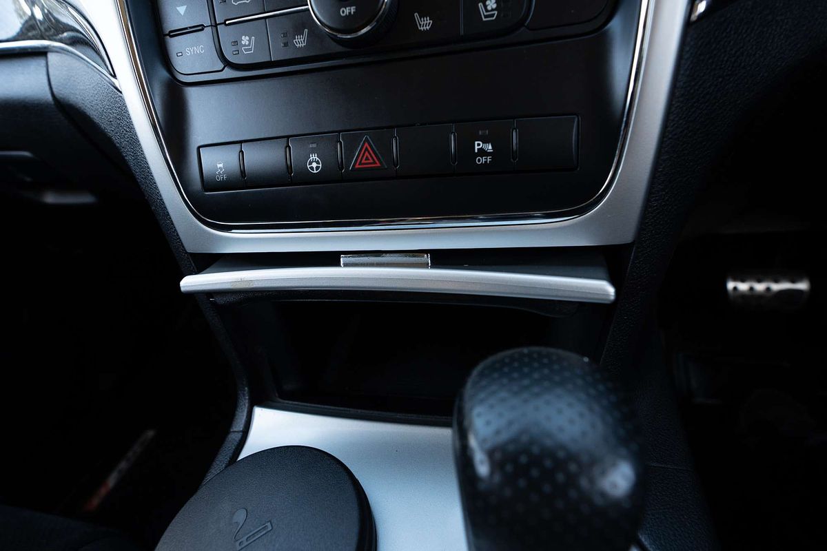 2013 Jeep Grand Cherokee SRT WK