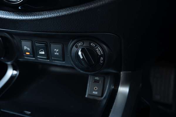 2016 Nissan Navara ST-X D23 Series 2 4X4