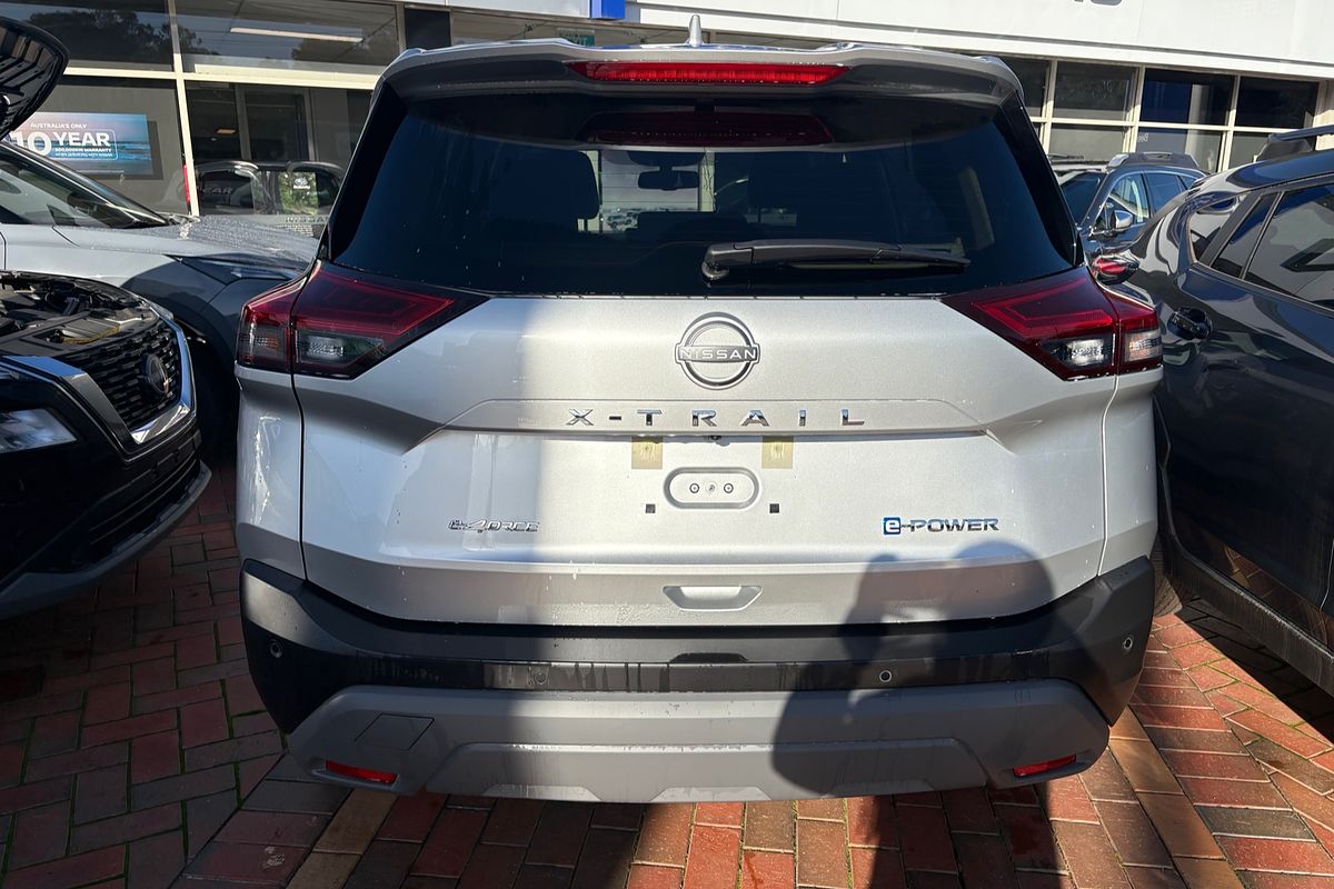 2025 Nissan X-TRAIL ST-L e-POWER T33