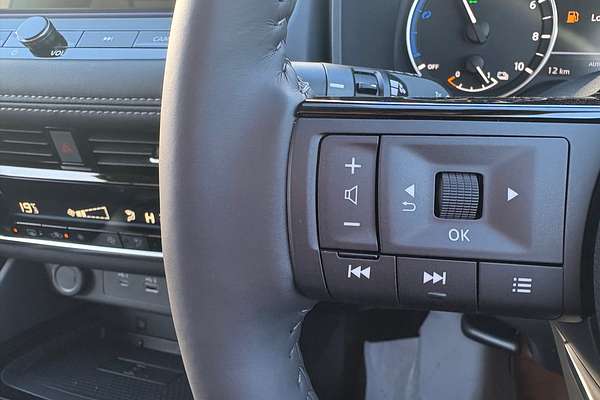 2025 Nissan X-TRAIL ST-L e-POWER T33