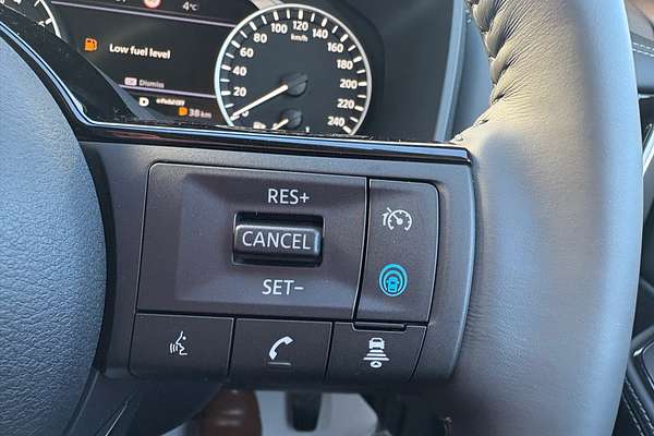2025 Nissan X-TRAIL ST-L e-POWER T33