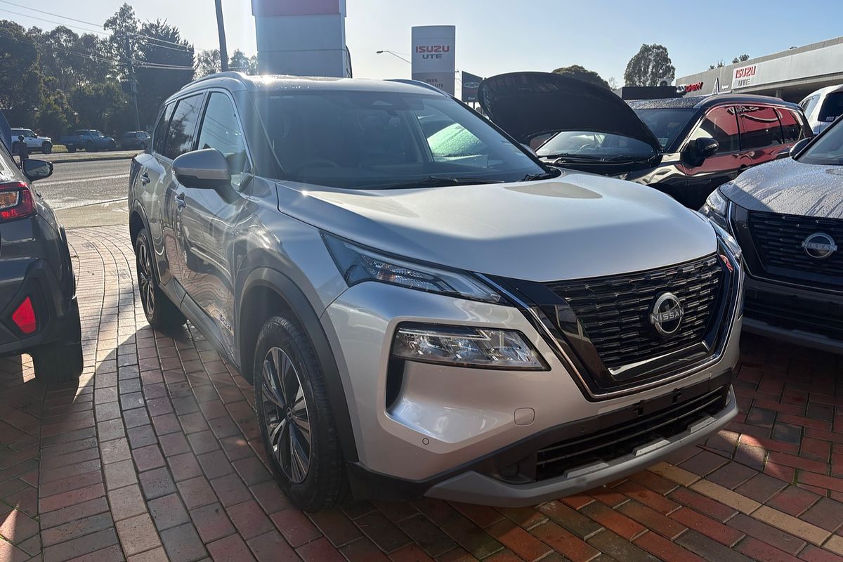 2025 Nissan X-TRAIL ST-L e-POWER T33