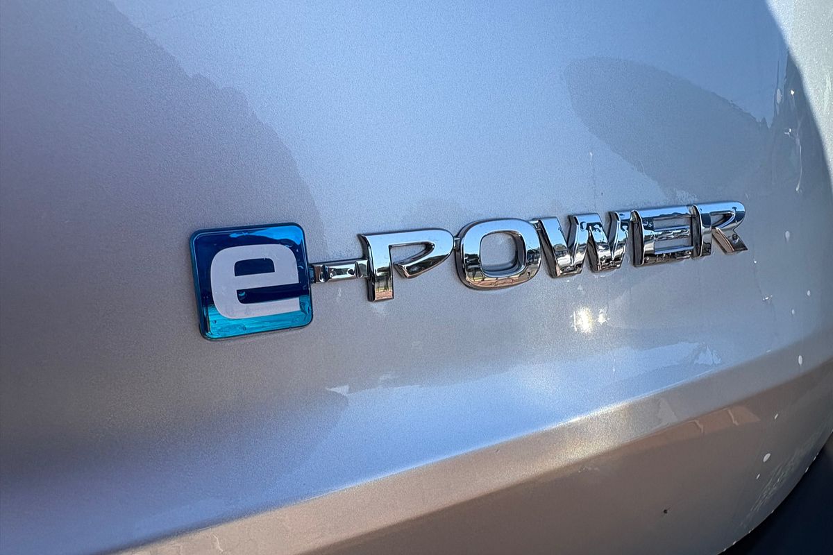 2025 Nissan X-TRAIL ST-L e-POWER T33