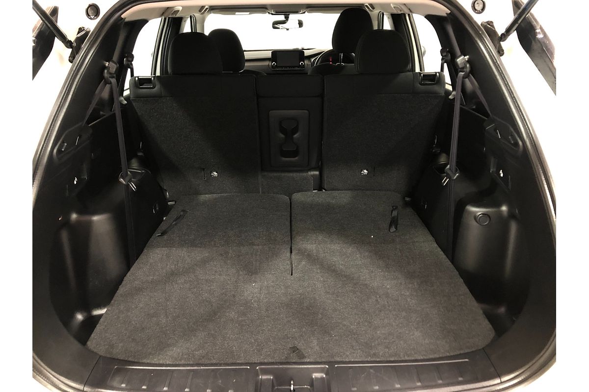 2023 Mitsubishi Outlander ES ZM