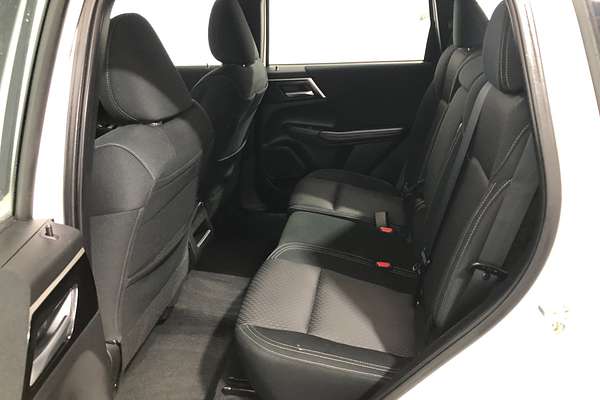 2023 Mitsubishi Outlander ES ZM