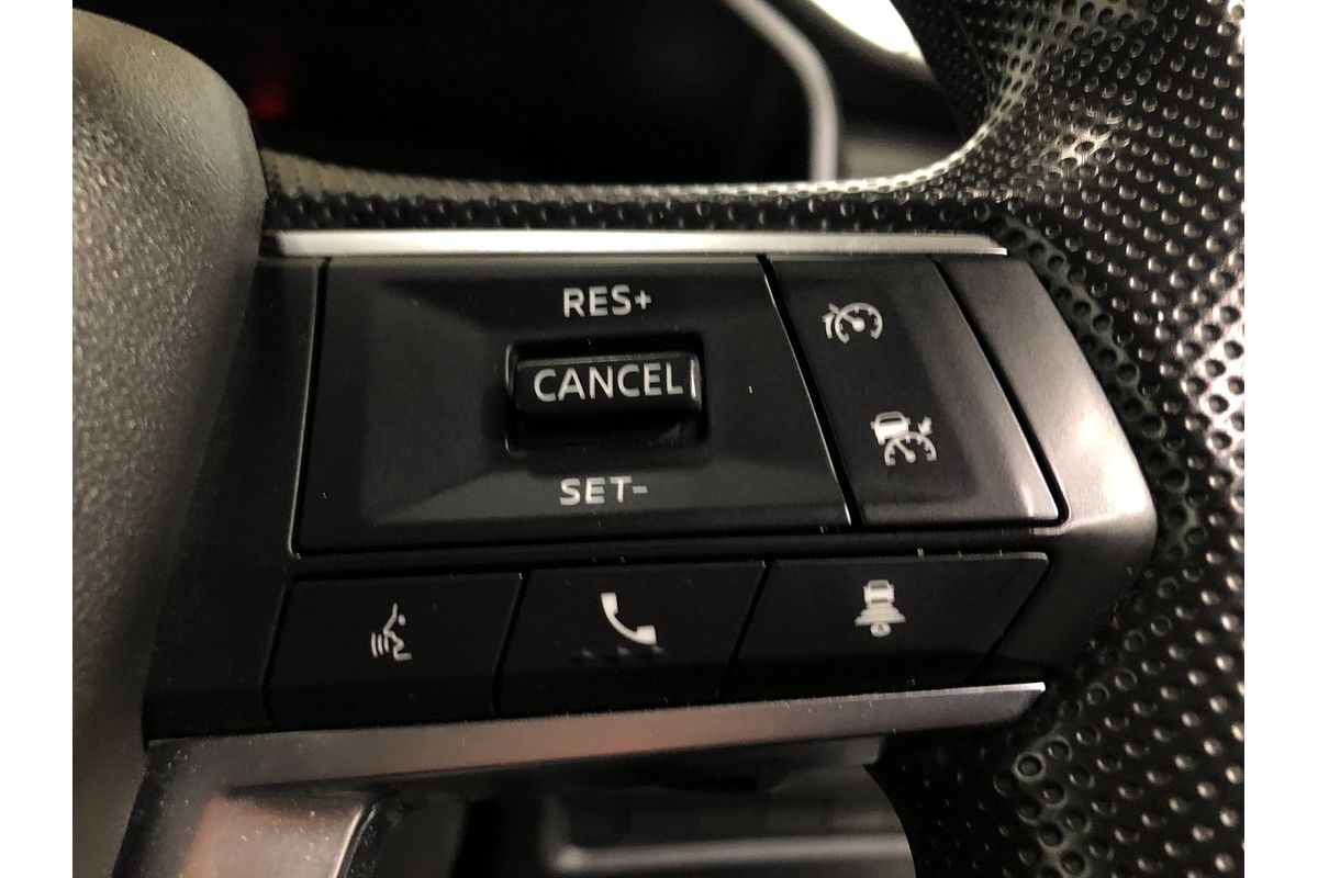 2023 Mitsubishi Outlander ES ZM