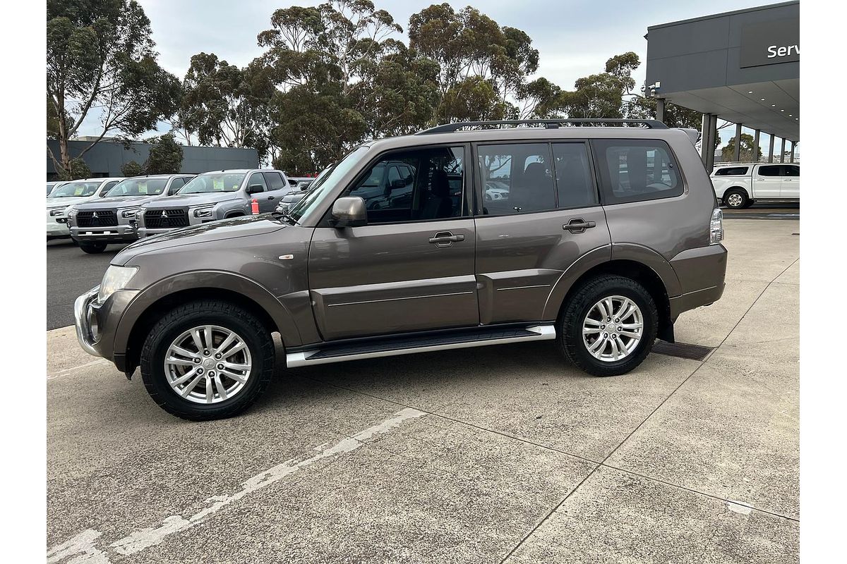 2013 Mitsubishi Pajero GLX-R NW