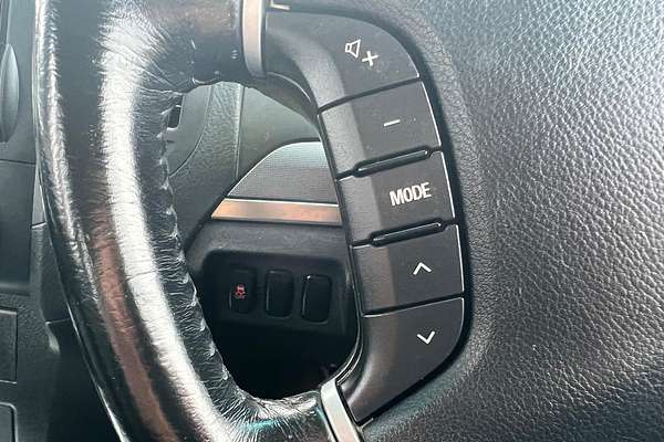 2013 Mitsubishi Pajero GLX-R NW