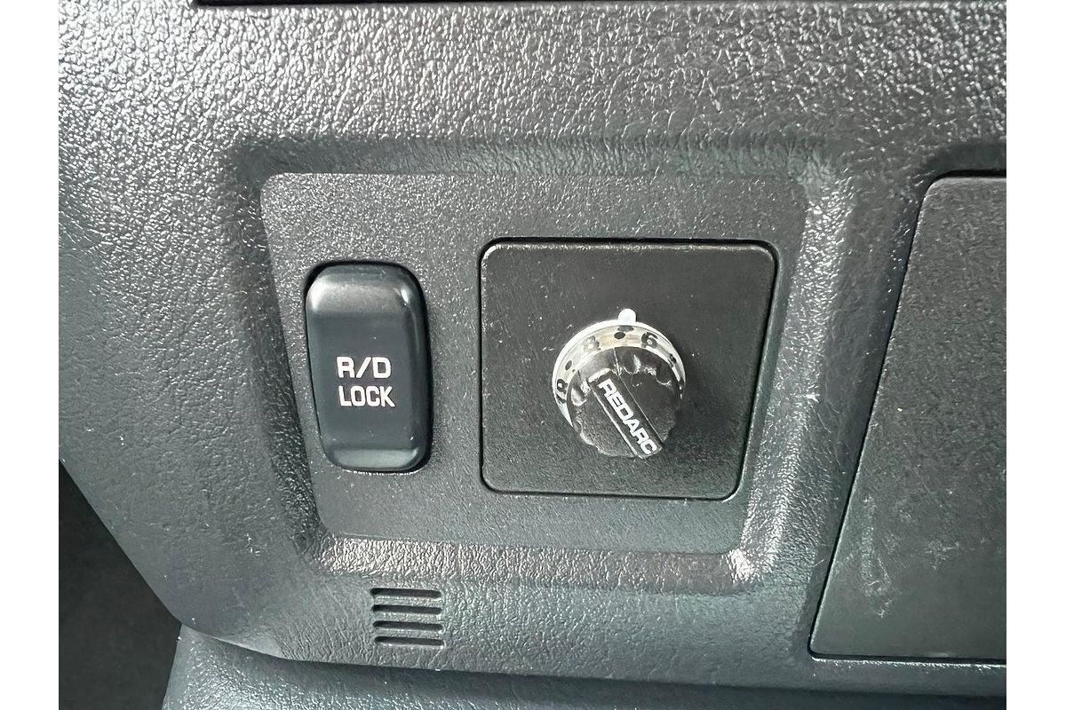 2013 Mitsubishi Pajero GLX-R NW